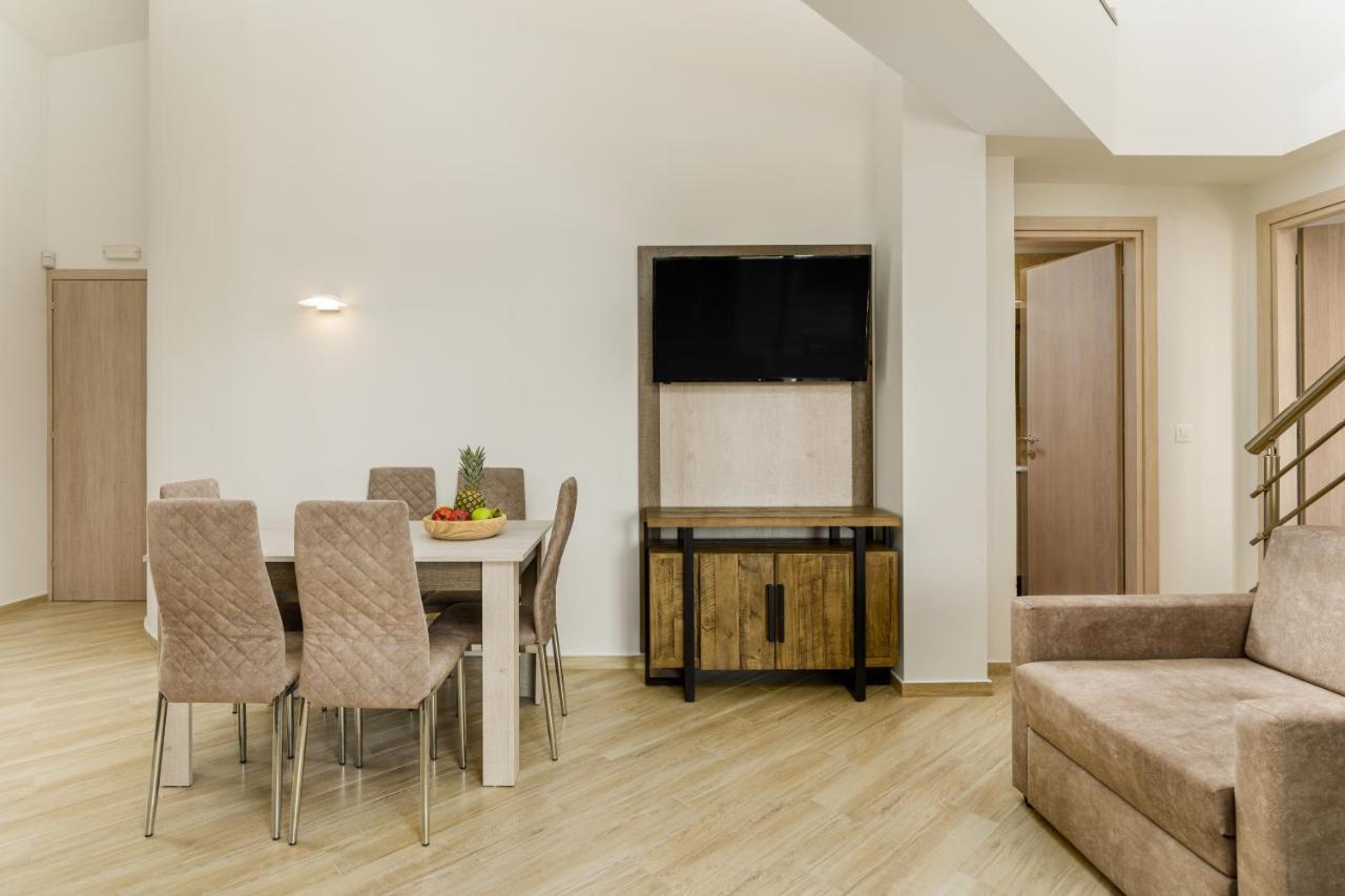 Aria Garden Suites ニキティ エクステリア 写真