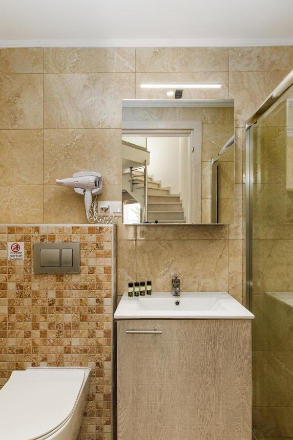 Aria Garden Suites ニキティ エクステリア 写真