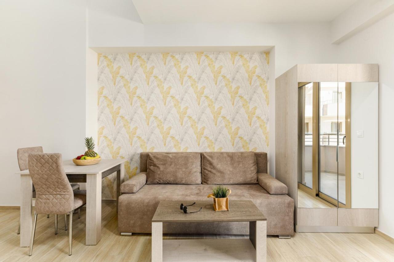 Aria Garden Suites ニキティ エクステリア 写真